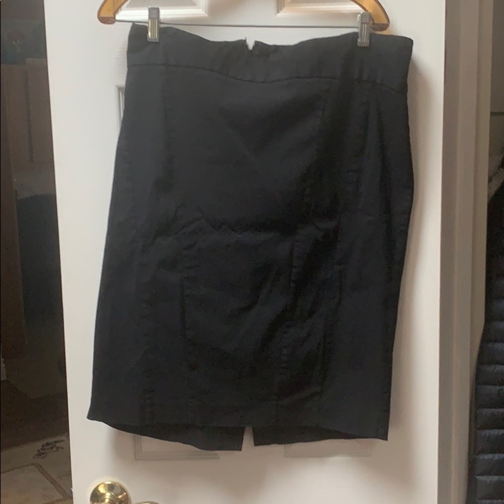 Torrid size 22 black pencil skirt